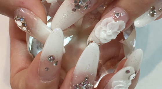 ブライダルネイル