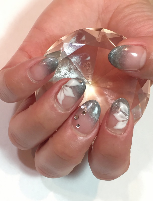 エンボスアート ネイル。