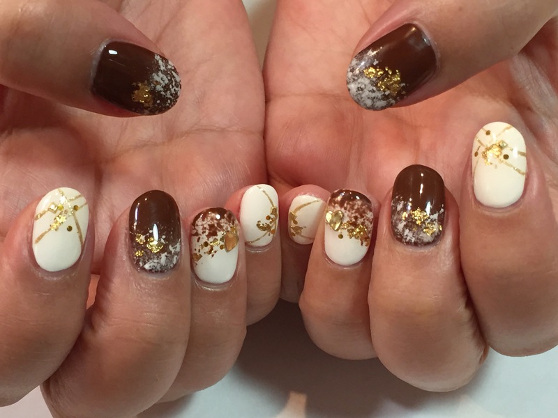 black×whiteチョコレートネイル。