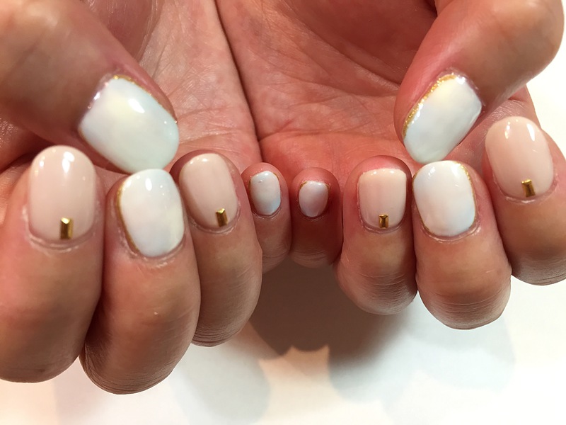 ソフトカラー×マーブルネイル。