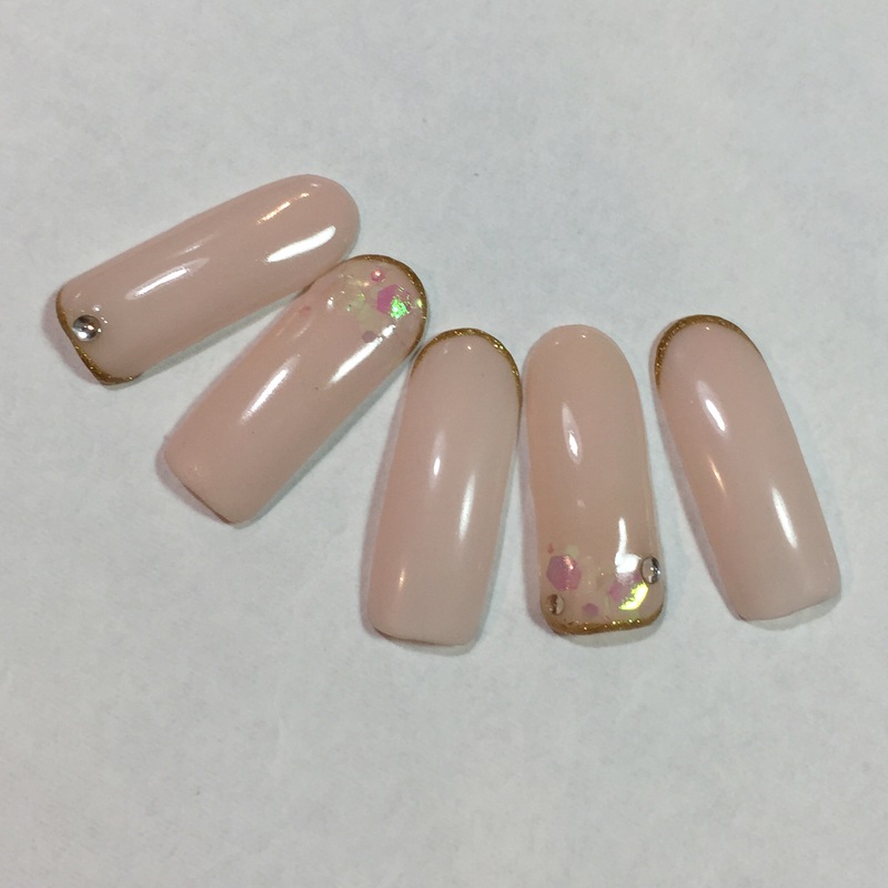 シアーピンクネイル。