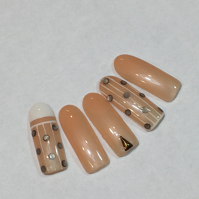 ストライプ×ドット柄。