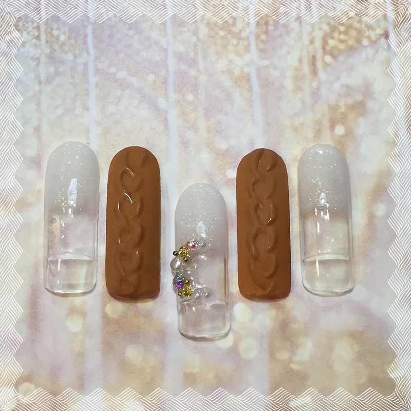 月とニットネイル。