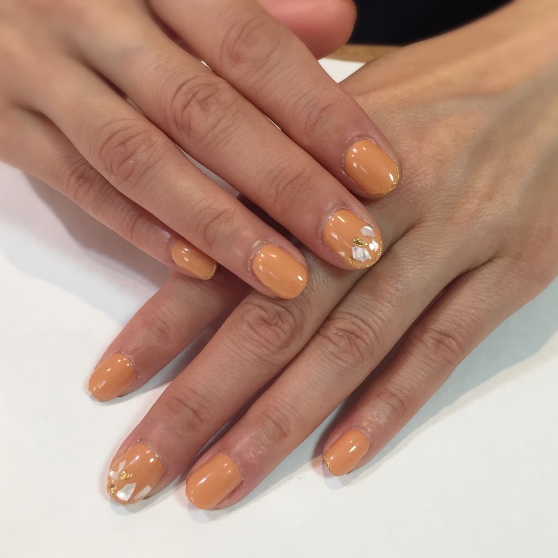 くすみイエロー×夏ネイル。