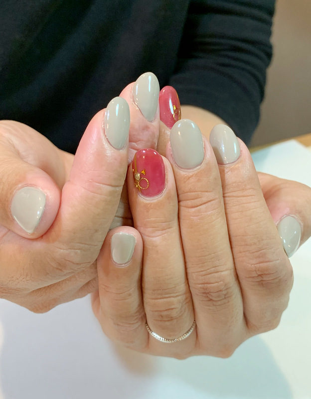 ボルドー ワンポイントネイル。