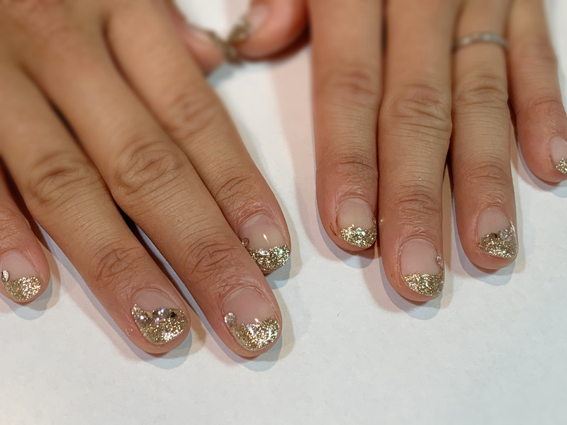 S字フレンチネイル。