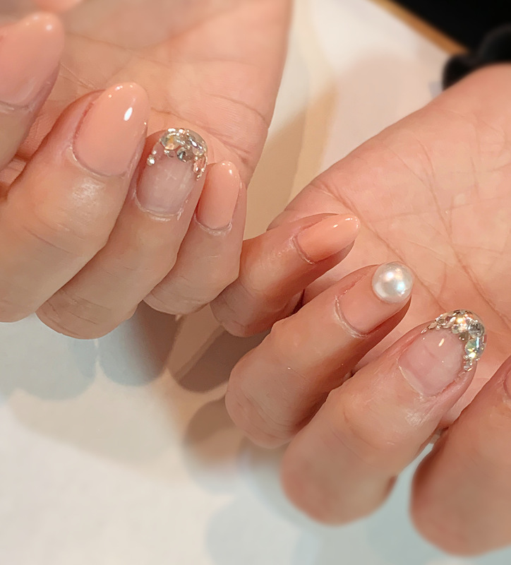 パヴェ フレンチネイル。