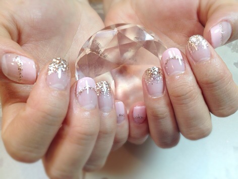 Pink×シャンパン。