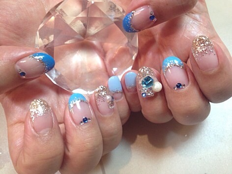 Blue × シャンパン。