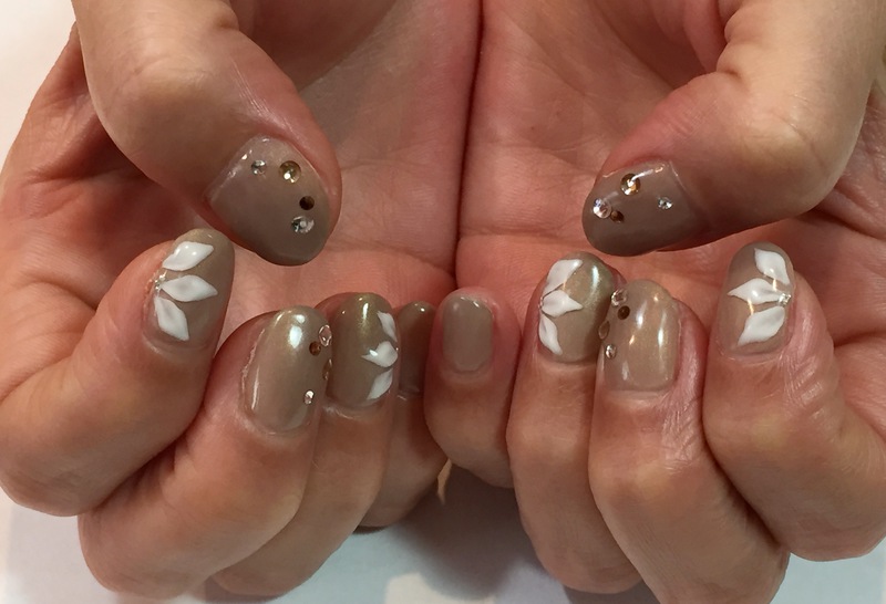 エンボスアート ネイル。