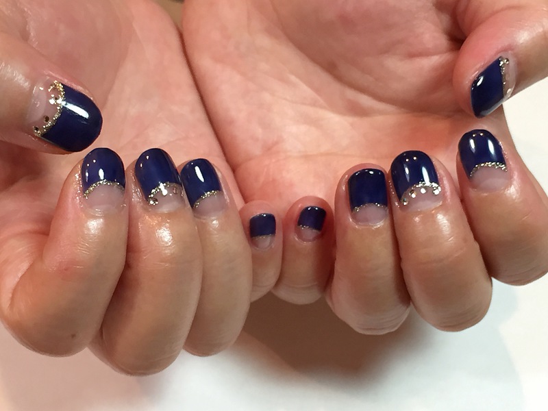 フレンチ×シンプルビジュー。