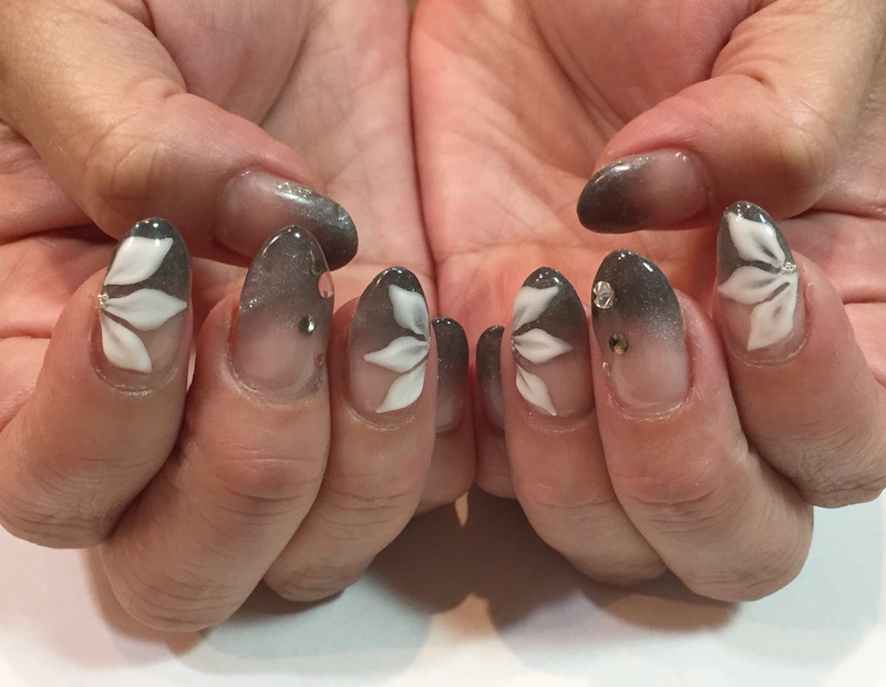 エンボスアート ネイル。