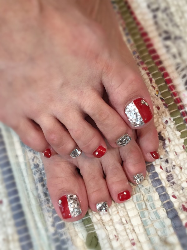 ペディ　赤×ホロシルバー。