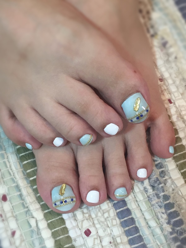 ペディ　ミサンガ風ネイル。