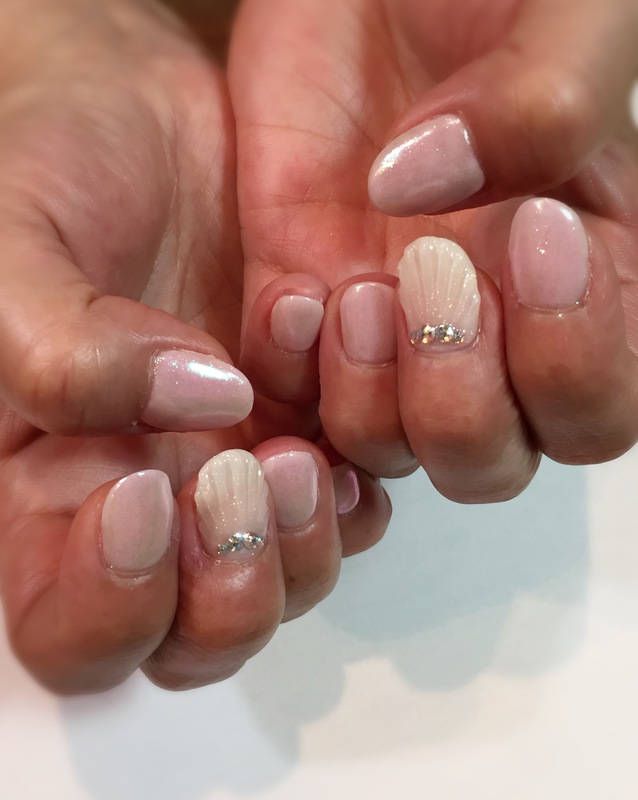 ピンクオーロラ×マーメイドシェルネイル。