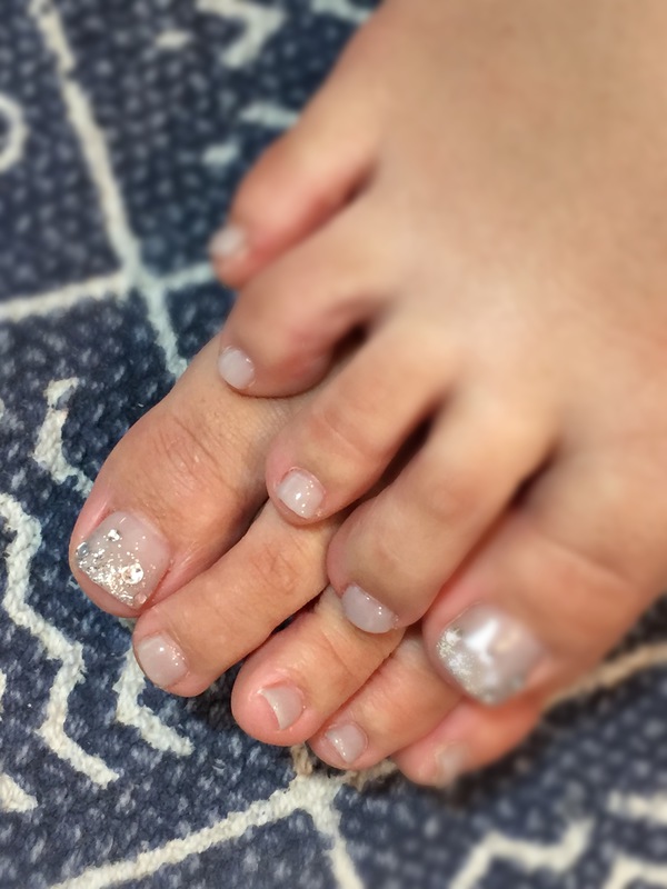 ペディ　ヌーディーネイル。