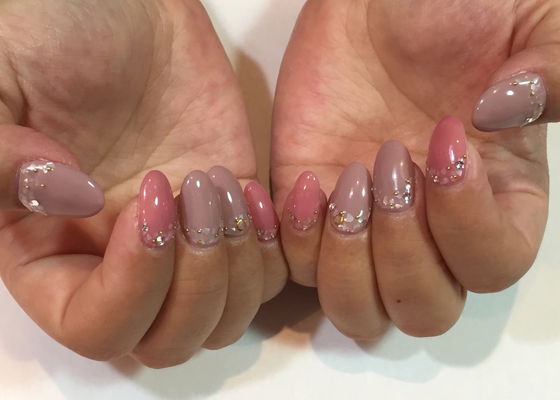 ダスティーピンク×ダスティーピンクベージュ。