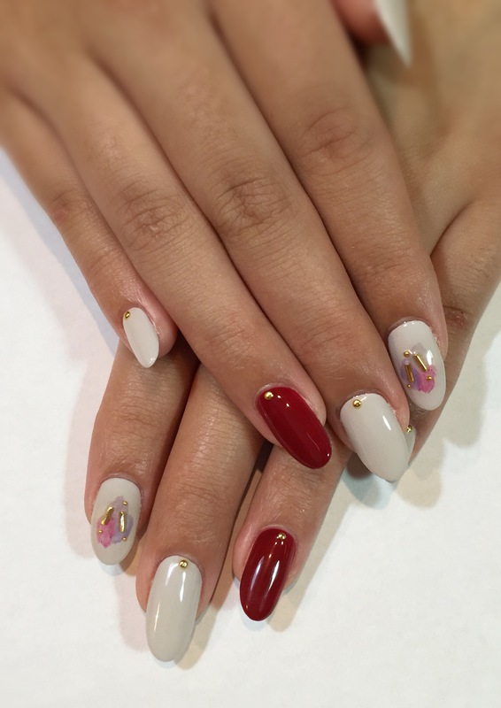 ボルドー×シンプル塗りかけアート。