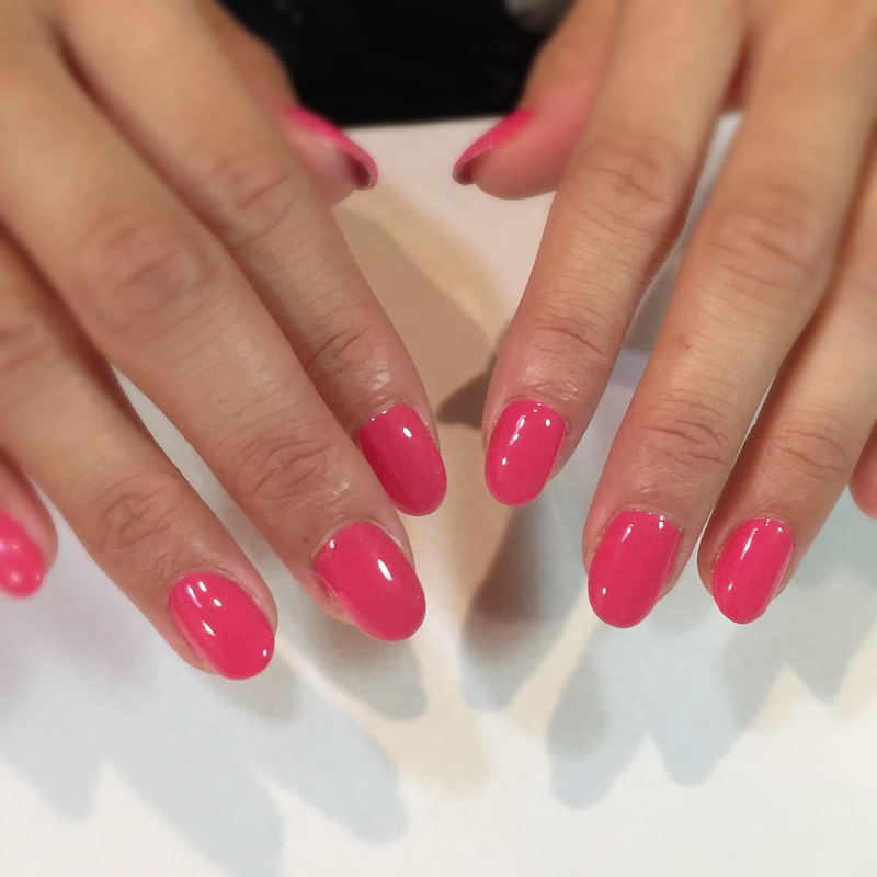 ピンク ワンカラーネイル。