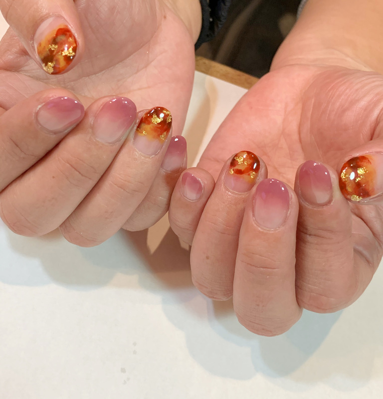 ・べっ甲グラデ・くすみピンク