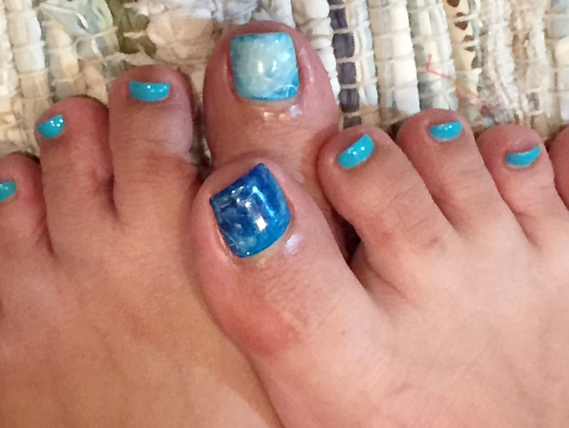 ペディ　ラグーンネイル。